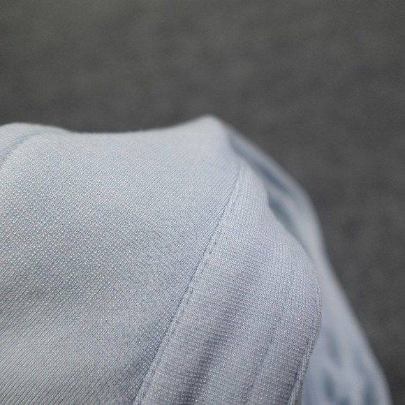 Lululemon Polo Shirt Men's XXL Light Blue Performance Short Sleeve‎ Golf Casual - Picture 14 of 15